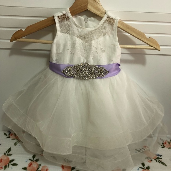 Infant Communion or Flower Girl dress - Picture 1 of 2